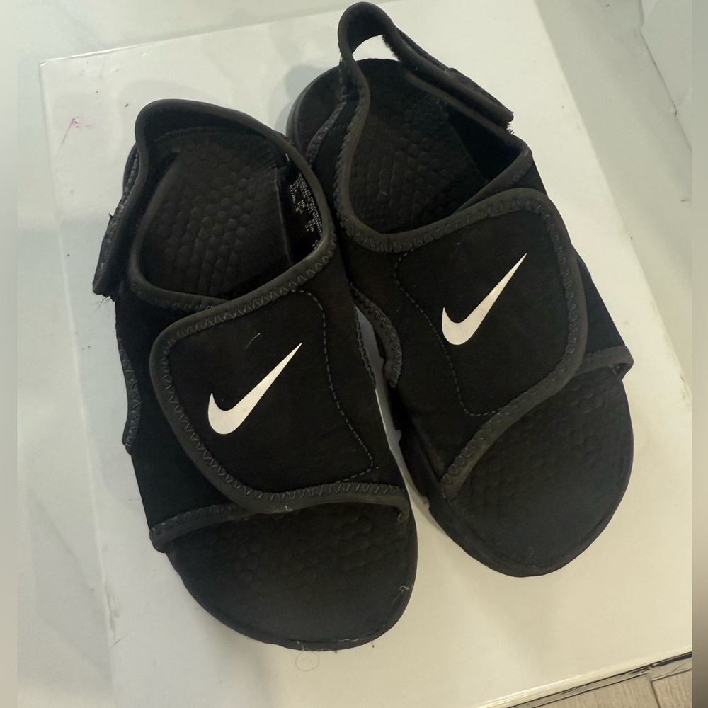 Nike Kids Black Sandals